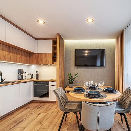 Apartament Labradoryt, Klimatyzacja, Parking Priv Boleslawiec  Dış mekan fotoğraf